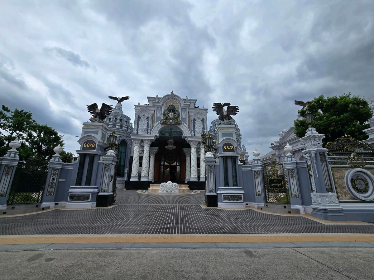 ขายบ้านพุทธมณฑล ศาลายา : คฤหาสน์หรู แลนด์มาร์คแห่งใหม่ของครอบครัว
