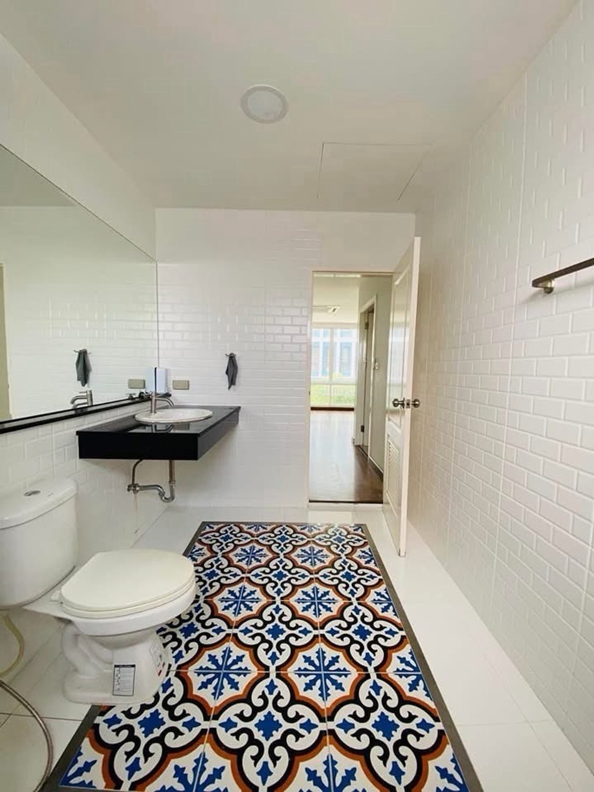 ให้เช่าทาวน์โฮมบางนา แบริ่ง ลาซาล : ซอยลาซาล24-แบริ่ง13 ให้เช่า ทาวน์โฮม 3.5 ชั้น 3จอดรถ 2ห้องนอน 3ห้องน้ำ