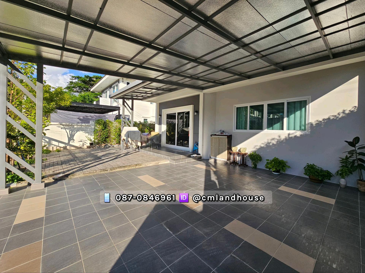 Supalai Bella, Mae Rim District, next to Kad Farang Mae Rim. Opposite Makro, beautiful house, 4 bedrooms, fully furnished. The house is just over a year old. Loading...