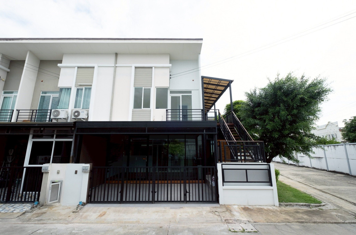 ขายทาวน์โฮมสมุทรปราการ สำโรง : คาซ่า ซิตี้ บางนา / 5 ห้องนอน (ขาย), Casa City Bangna / 5 Bedrooms (FOR SALE) MICK027