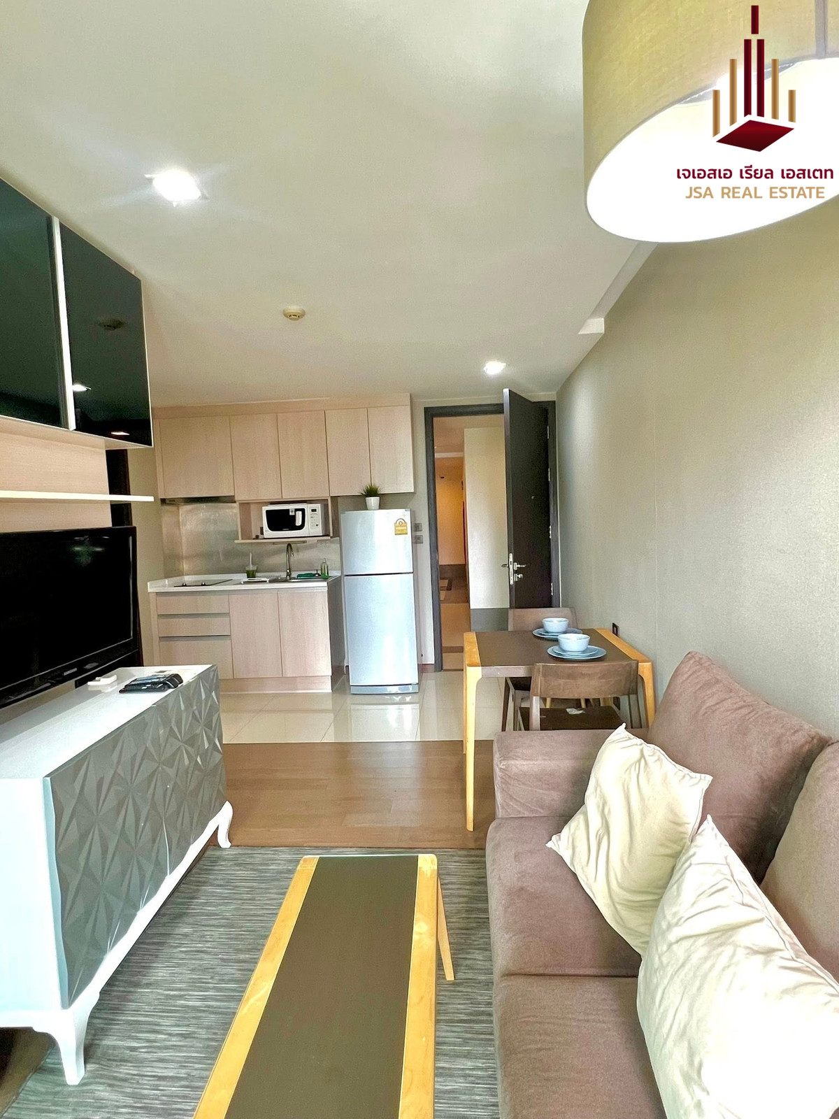 For RentCondoSukhumvit, Asoke, Thonglor : ✨ For Rent: Tidy Thonglor Condo ✨ 💰 Only 20,000 THB/month