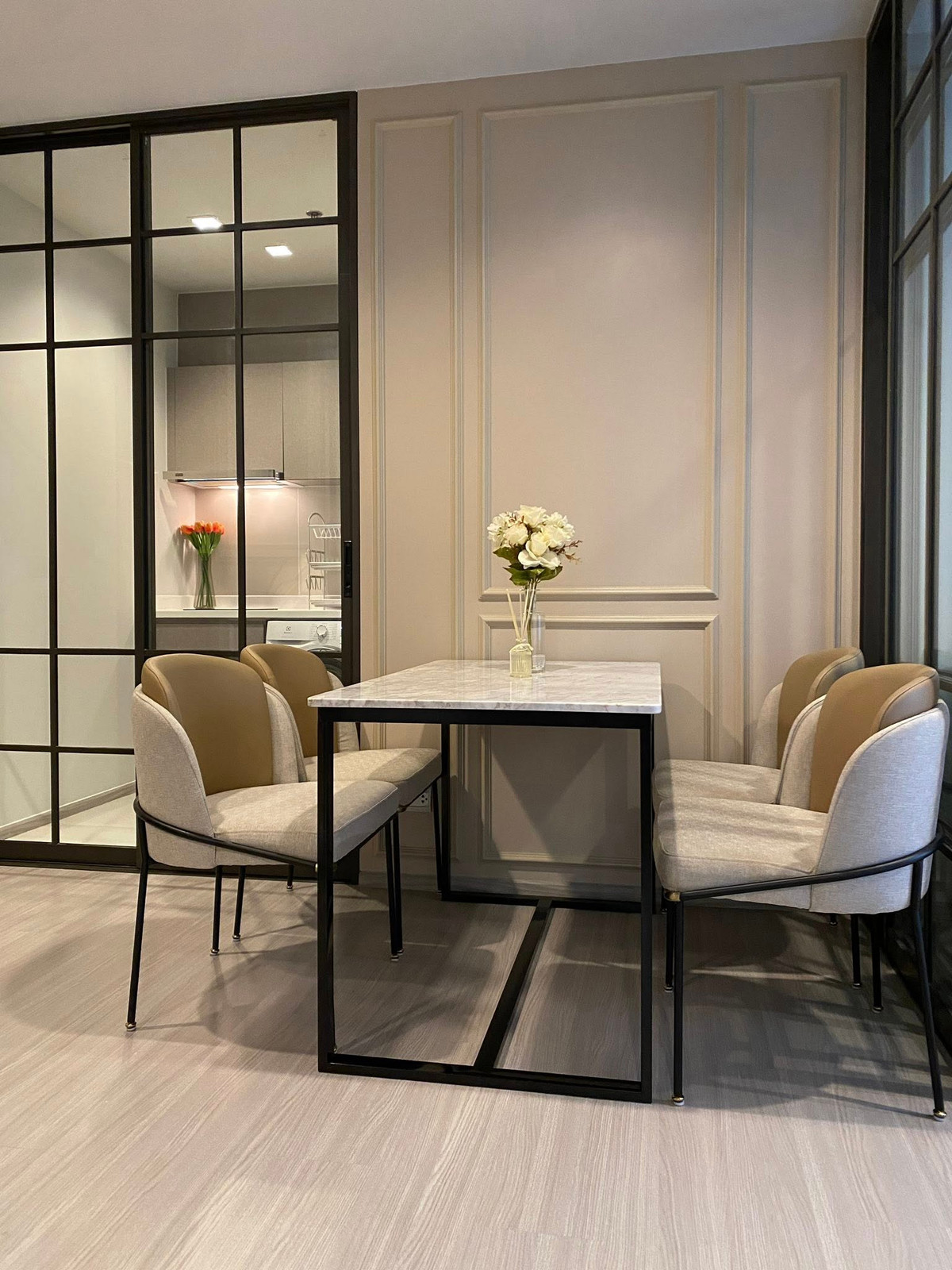 For SaleCondoRama9, Petchburi, RCA : Life Asoke - Rama 9 / 1 Bedroom (SALE WITH TENANT), Life Asoke - Rama 9 / 1 Bedroom (Sale with Tenant) TARN196