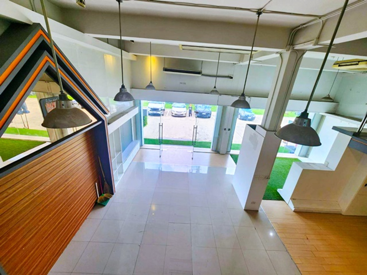 Sampeng Market 2, 1.9 km, Lak Song MRT, 4.4 km. Large Concealed Duct Type air conditioner, 100,000 B Loading...