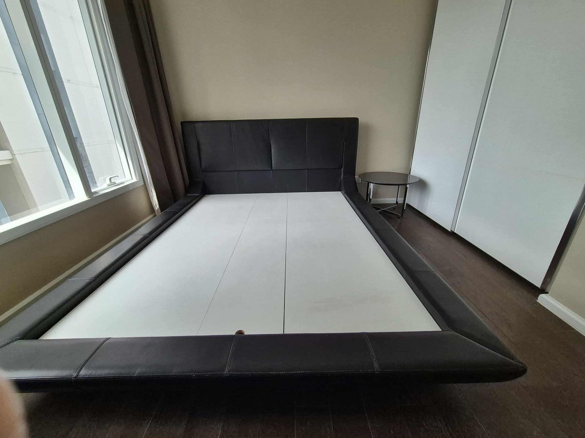For rent – The Saint Residences, hotel-feel condo in the heart of Lat Phrao Intersection 🌿 Loading...