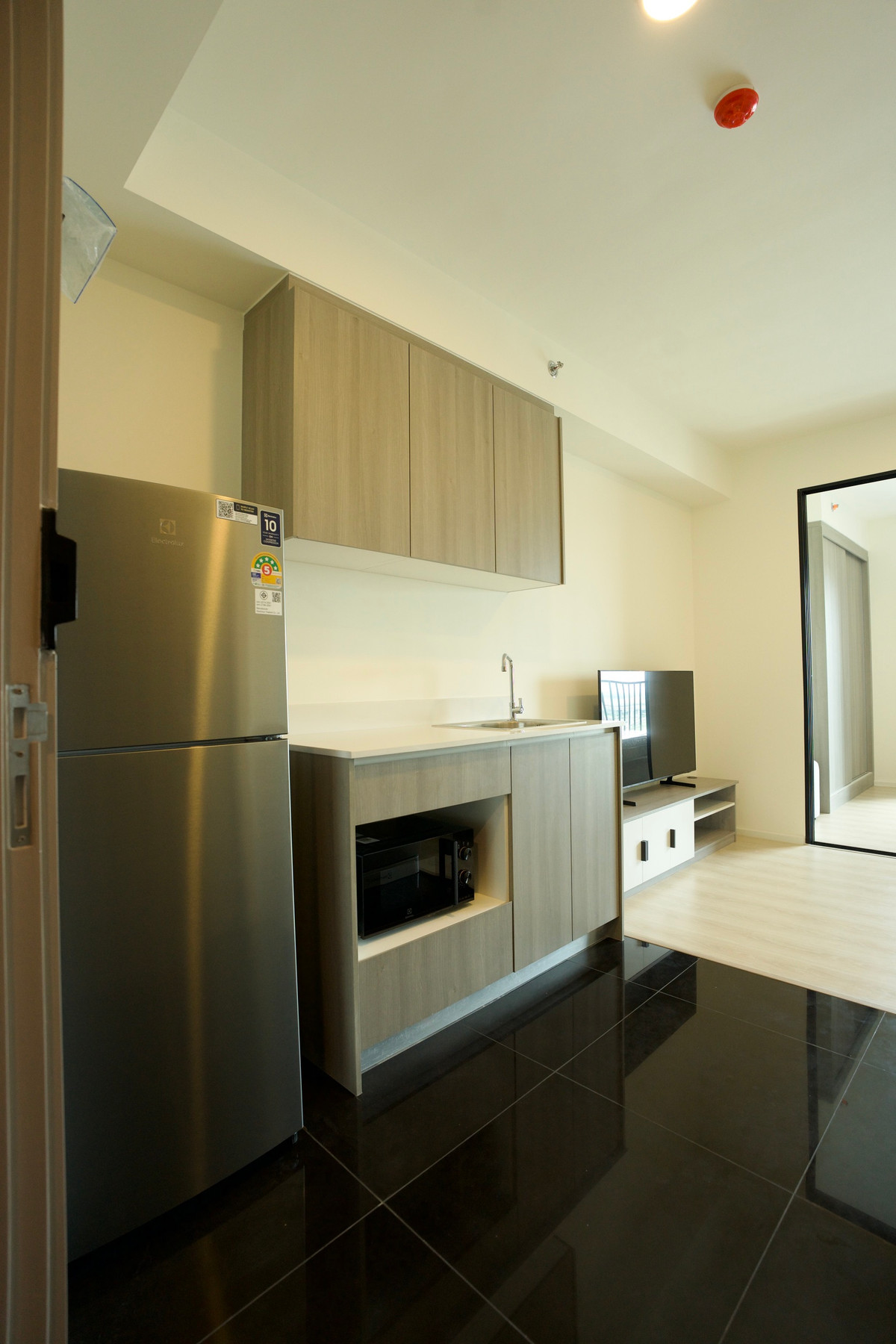 🔥ให้เช่า  A Space Mega 2 คอนโดติด Mega Bangna  Loading...