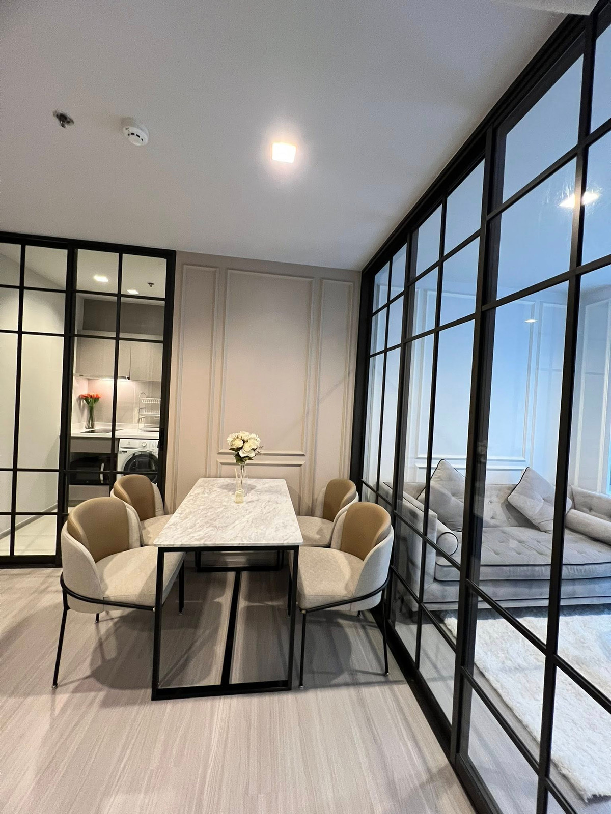 For SaleCondoRama9, Petchburi, RCA : Life Asoke - Rama 9 / 1 Bedroom (SALE WITH TENANT), Life Asoke - Rama 9 / 1 Bedroom (Sale with Tenant) TARN196