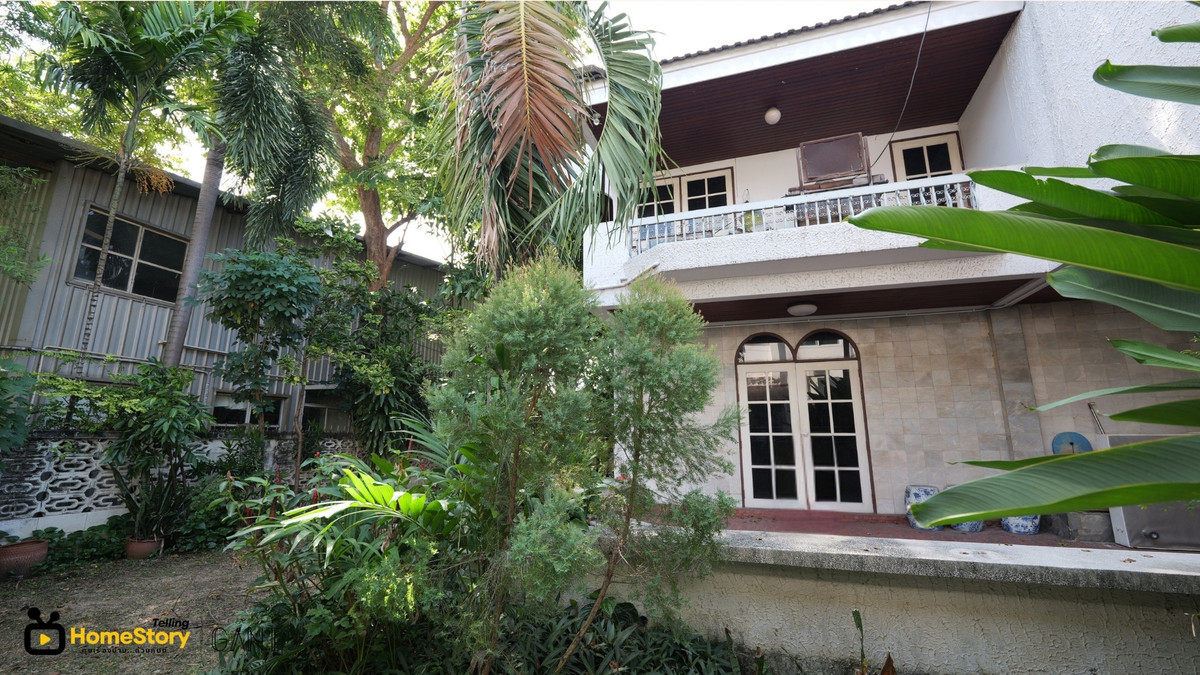 ขายบ้านพร้อมที่ดิน 199 ตารางวา ซอยลาดพร้าว88 ใกล้รถไฟฟ้าสายสีเหลือง สถานีลาดพร้าว71 (Gant-306) Loading...