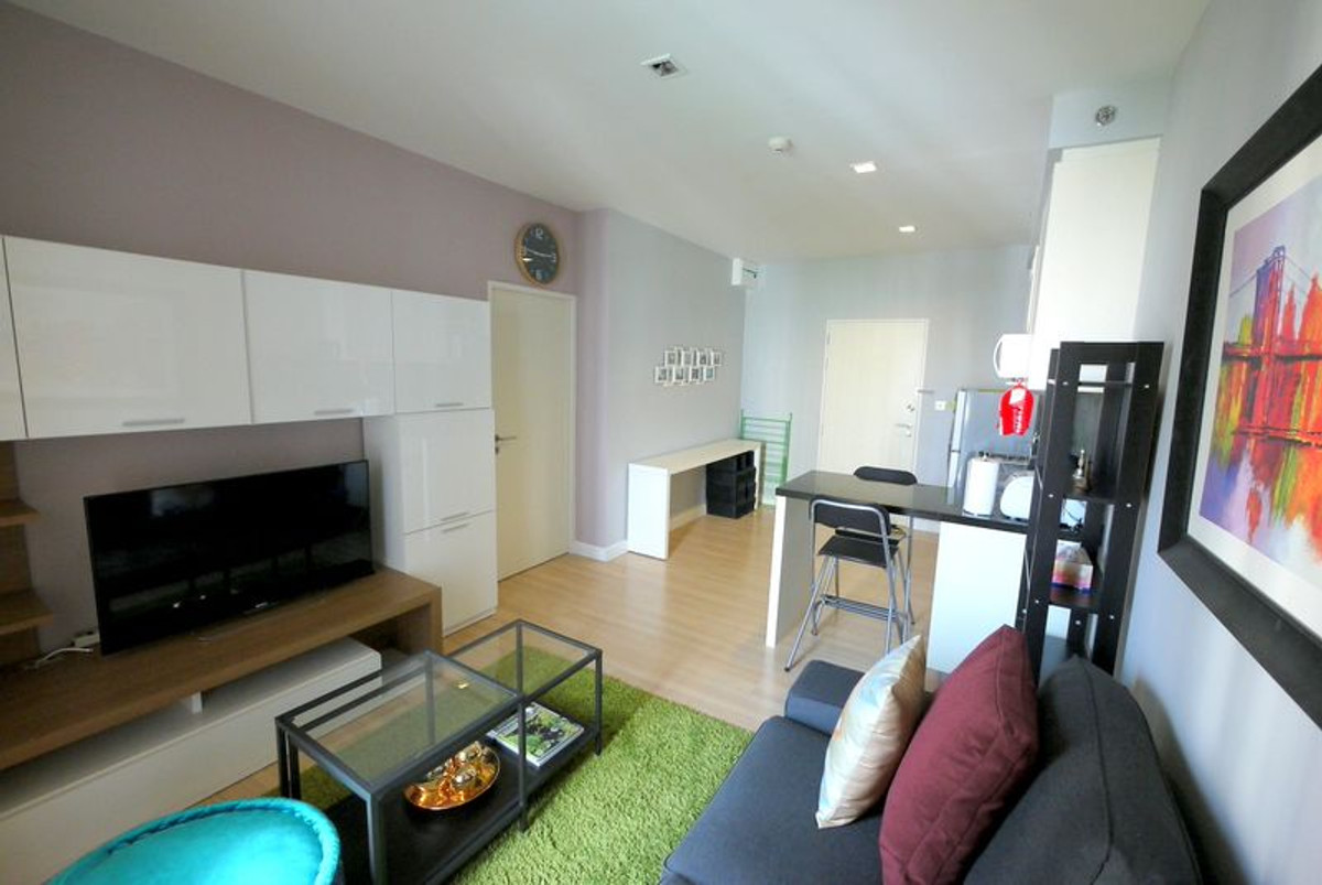 For RentCondoSathorn, Narathiwat : (for rent) The Seed Mingle Sathorn - Suan Phlu, near BTS Saladaeng and Chong Nonsi.