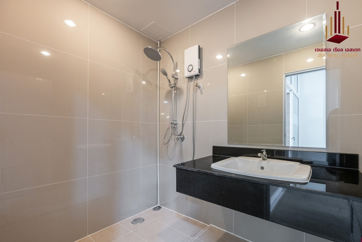 For SaleCondoLadprao, Central Ladprao : ✨ For Sale: The Zest Ladprao Condo ✨ 💰 Only 3,099,000 THB