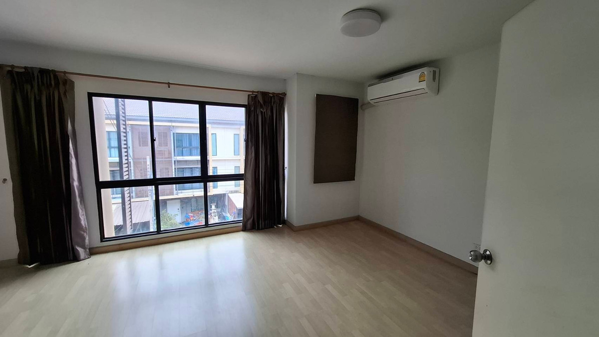 ขายทาวน์โฮมบางแค เพชรเกษม : ทาวน์โฮม เดอะ คอนเนค อัพ 3 วงแหวน - บางแค / 4 ห้องนอน (ขาย), The Connect Up 3 Wongwaen - Bangkae / Townhome 4 Bedrooms (FOR SALE) BALL026