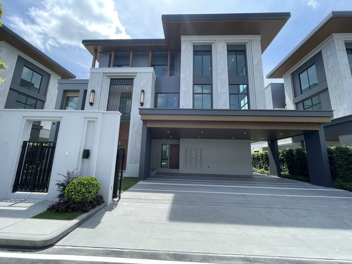 ขายบ้านพัฒนาการ ศรีนครินทร์ : ขาย Private Pool Villa สุดหรู CINQUIEME Krungthep Kreetha  แบบบ้าน Maison Privée พร้อมลิฟต์และสระว่ายน้ำส่วนตัว บ้านระดับ Luxury ที่ให้คุณสัมผัสความเป็นส่วนตัวเหนือระดับ  บนทำเลศักยภาพกรุงเทพกรีฑาตัดใหม่ 