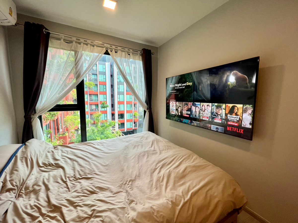 Condo for rent: The Privacy S101 – Sukhumvit 101, size 28 sq m, 5th floor (small pool view), complete furniture/electrical appliances: 2 TVs (65”/43”), washing machine, kitchen, sofa bed. Loading...