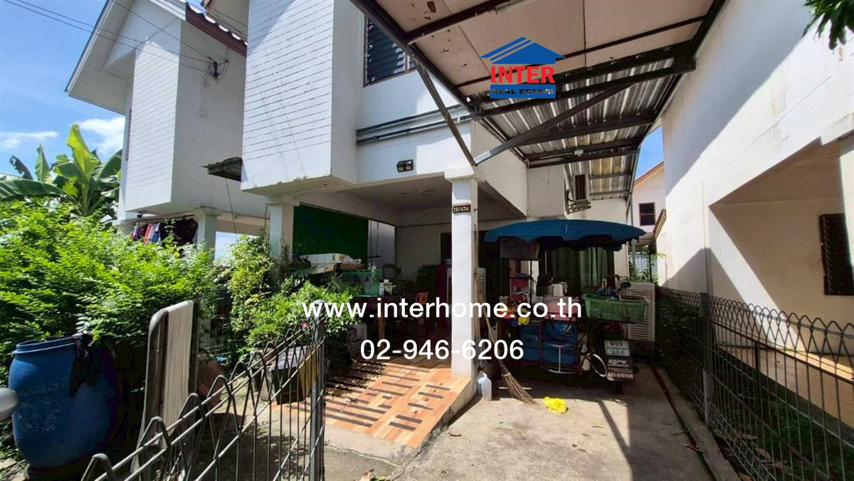 บ้านเดี่ยว 2 ชั้น 21 ตร.ว. หมู่บ้านเอื้ออาทร รังสิตคลอง5/3 ถนนกาญจนาภิเษก ถนนเลียบคลองห้า คลองหลวง ปทุมธานี Loading...