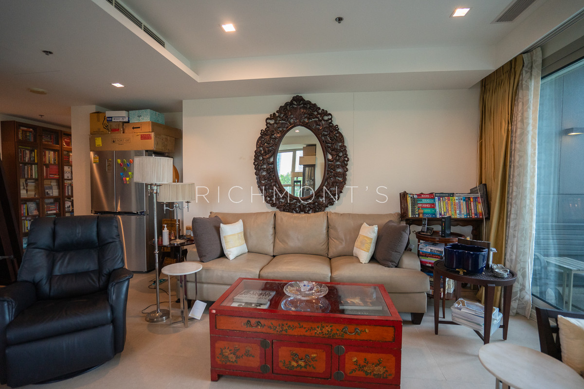 Unit 2 Bedroom at The River by Raimon Land Loading...