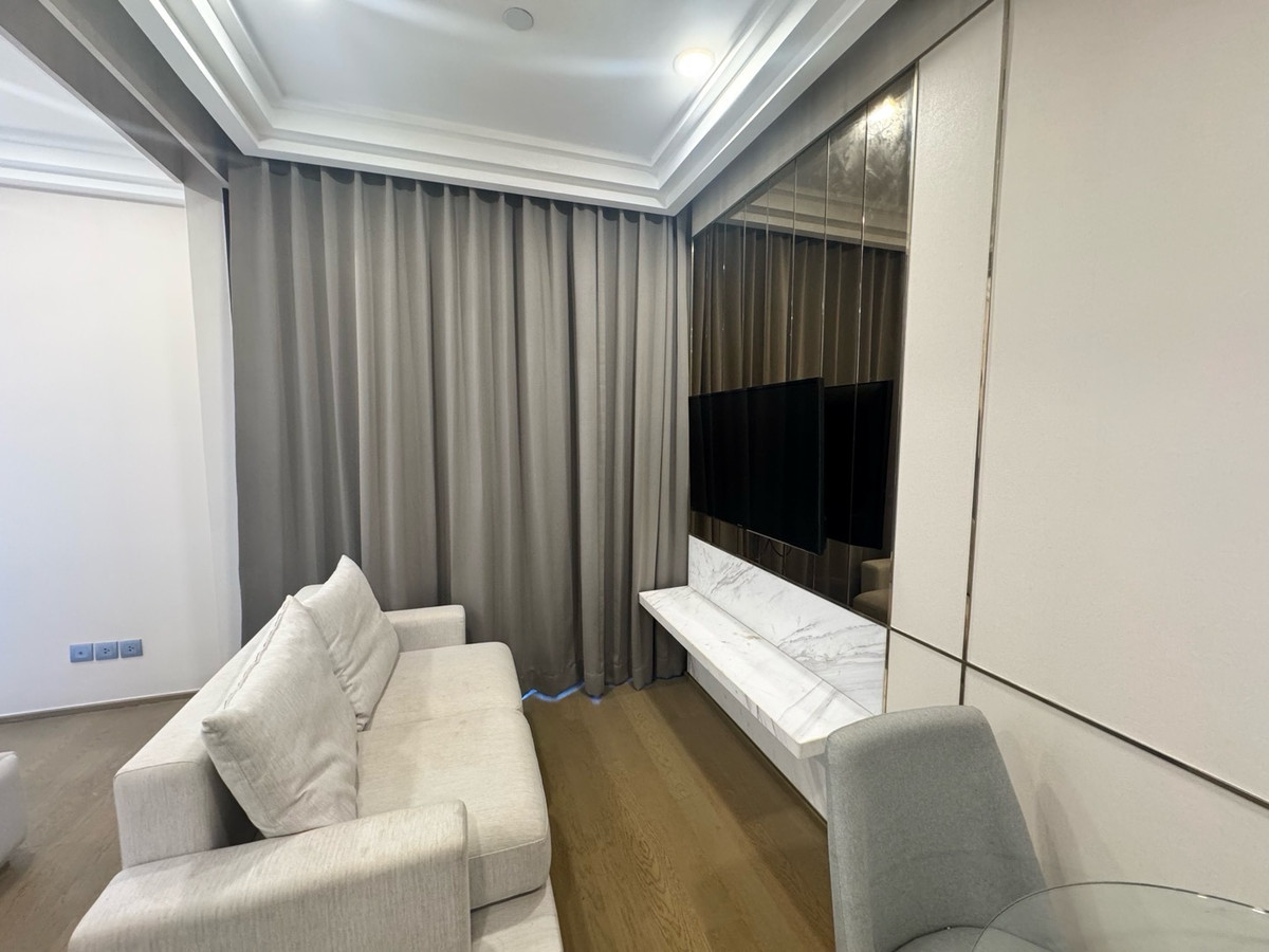For RentCondoSiam Paragon ,Chulalongkorn,Samyan : For rent 📍Ashton Chula Silom Condo near Chula MRT Sam Yan, 1 large bedroom, 34 sq m, price 28,000 baht, contact 0869017364