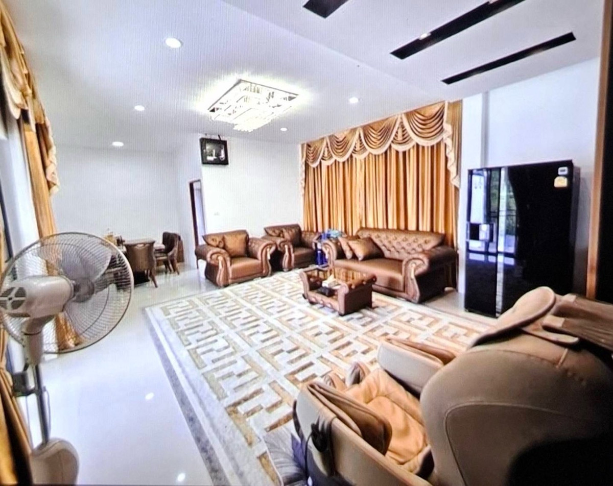 บ้านเดี่ยว 1 ชั้น พร้อมเฟอร์นิเจอร์ ตกแต่งสวยงาม ให้เช่า ย่านปทุมธานี-รังสิต ใกล้มหาวิทยาลัยธรรมศาสตร์ ศูนย์รังสิต Loading...