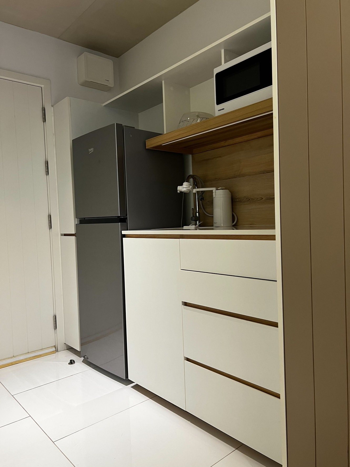 For SaleCondoSiam Paragon ,Chulalongkorn,Samyan : Triple Y Residence【𝐒𝐄𝐋𝐋 & 𝐑𝐄𝐍𝐓】🔥Minimal concept with fully functional spaces, combining coolness and simplicity🔥  Contact Line ID: @hacondo