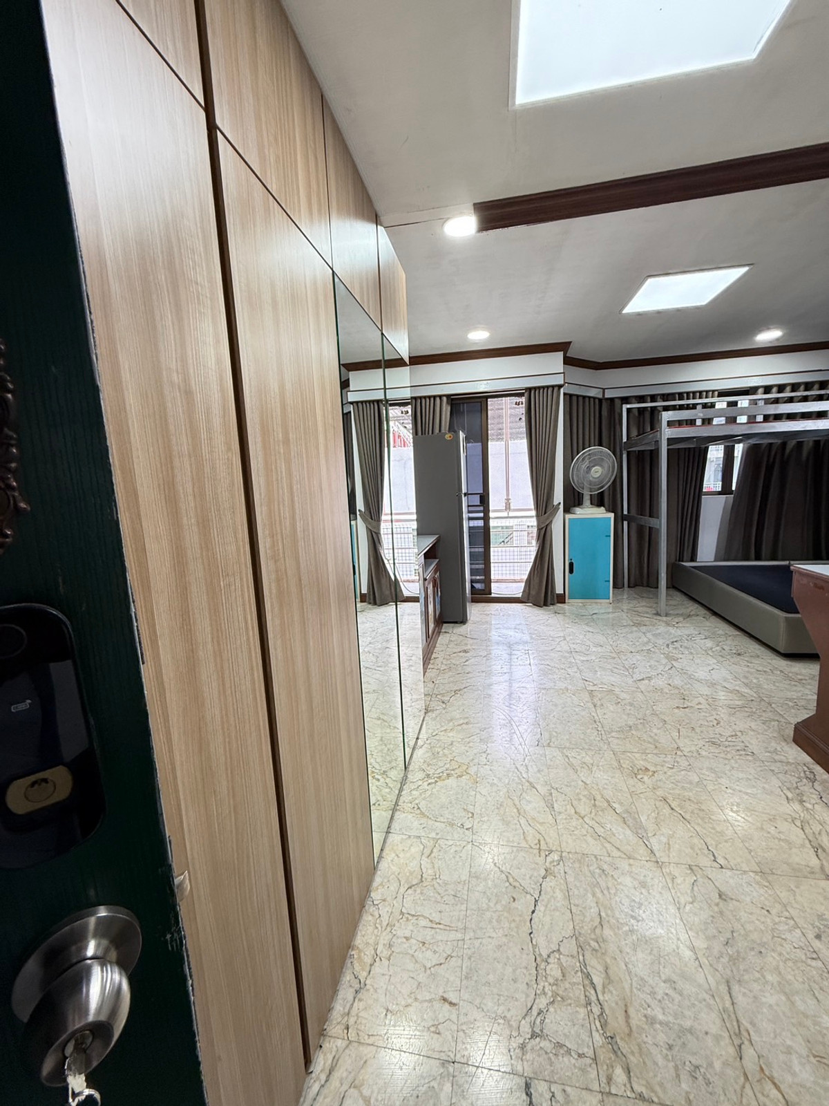 For SaleCondoSapankwai,Jatujak : For Sale: Ratchavipa Place Condominium | Prime Ratchayothin–Phaholyothin Location | Pet-Friendly | Near BTS Ratchayothin  Great value for a city condo in one of Bangkok’s highly sought-after rental areas.