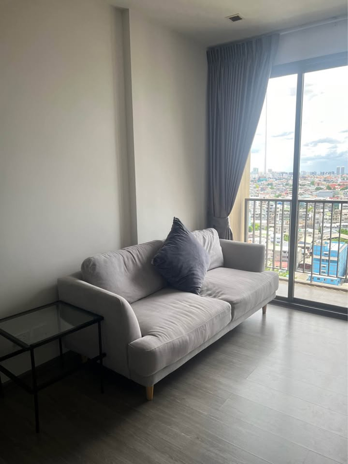 For SaleCondoWongwianyai, Charoennakor : Nye by Sansiri / 1 Bedroom (SALE WITH TENANT), Nye by Sansiri / 1 Bedroom (SALE WITH TENANT) MINDN017