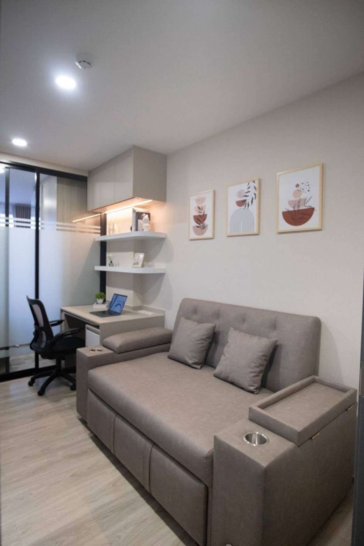 Condo for rent Origin Plug & Play Srinakarin, new room, fully furnished, ready to move in immediately, convenient travel, near the Yellow Line. “Sri Dan Station” Loading...