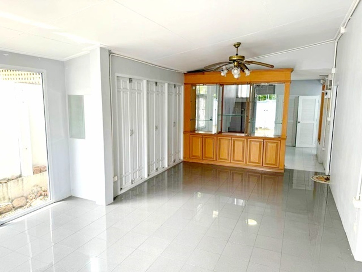 ซ.ประชาชื่น 6 สะพาน99 450ม. มจพ. 4.5 กม. บ้านเดี่ยว 2ชั้น 3-4นอน 61ตรว. 198ตรม. MRTบางซ่อน 1.5 กม. บางซื่อ 2น้ำ เกทเวย์ แอท บางซื่อ Loading...