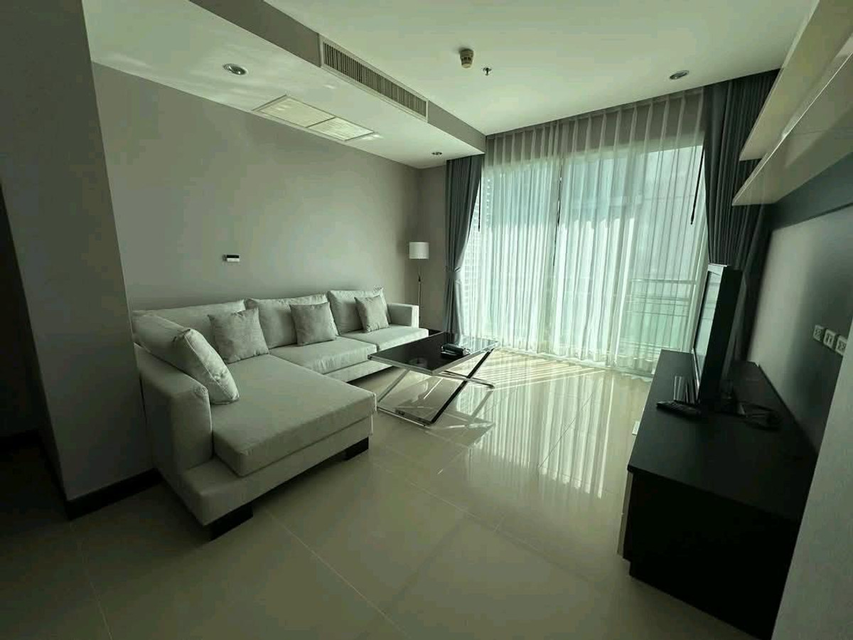 For sale and rent: Condo The Prime 11 Sukhumvit, 21st floor, corner room. Loading...