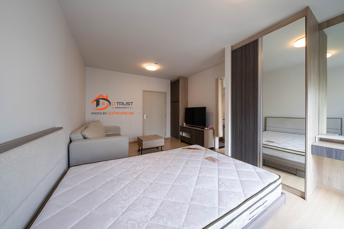 Condo for rent, Unio Sukhumvit 72, Phase 2, near BTS Bearing, 5th floor, ready to move in. Loading...