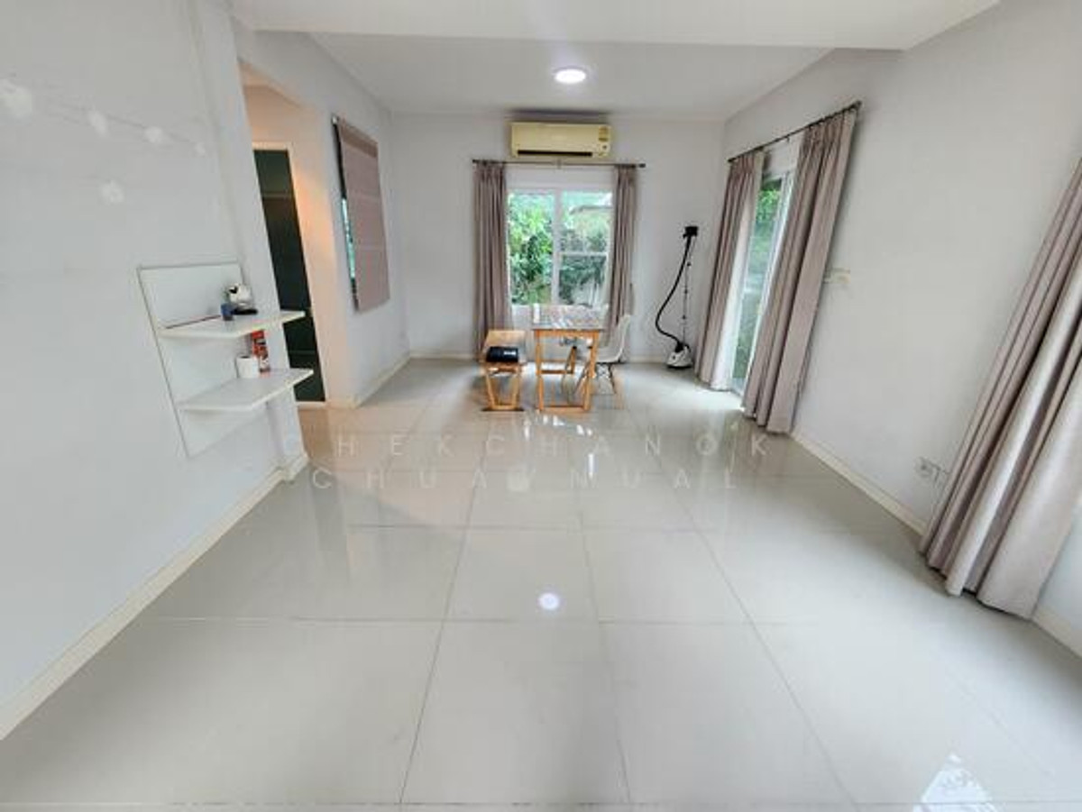ขายบ้านเดี่ยว พฤกษ์ลดา ประชาอุทิศ 90 ที่ดิน 54 ตรวา. 3ห้องนอน 2น้ำ 2-3จอด 3.79ล้าน Loading...