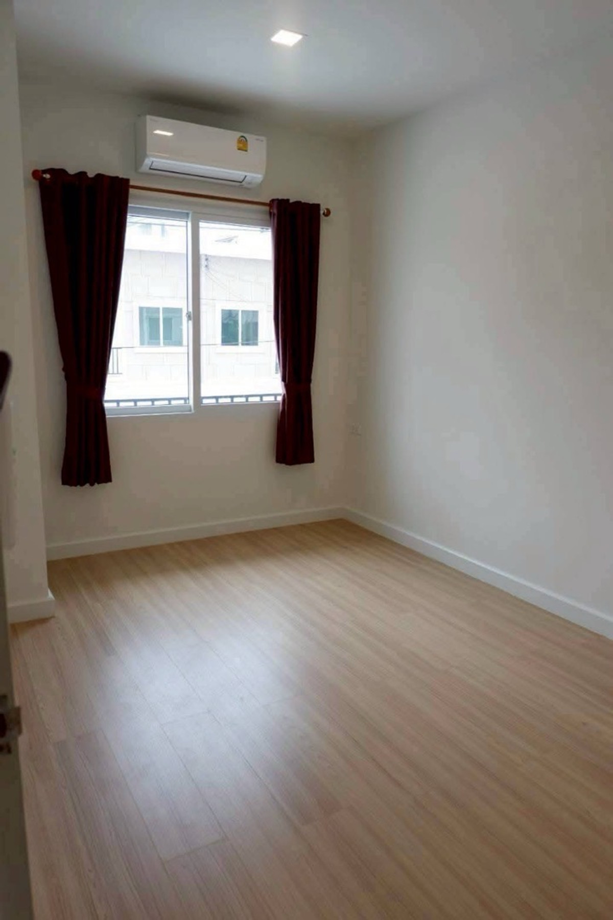 Townhome for rent at Blessity Park Srinakarin-Theparak 🎊🧑🎄💫 Loading...