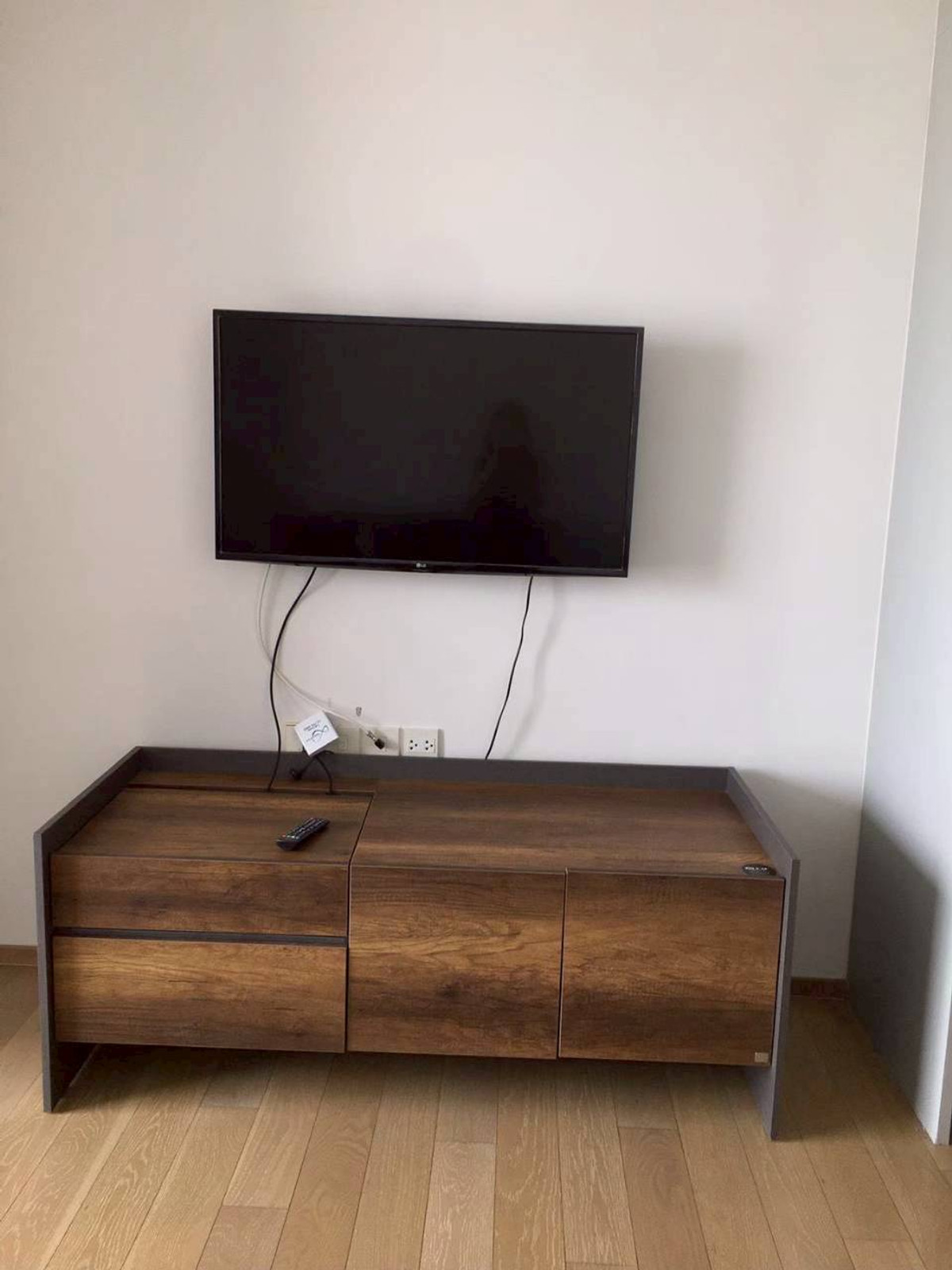 For RentCondoSathorn, Narathiwat : New Room // Noble Revo Silom 1bed 34 sqm Fullyfurnish 21,000-