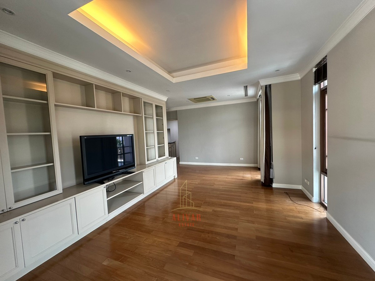 ให้เช่าบ้านอ่อนนุช อุดมสุข : RH101625 ให้เช่า บ้านเดี่ยว 3ชั้น at Baan Sansiri Sukhumvit 67 ใกล้ BTS พระโขนง