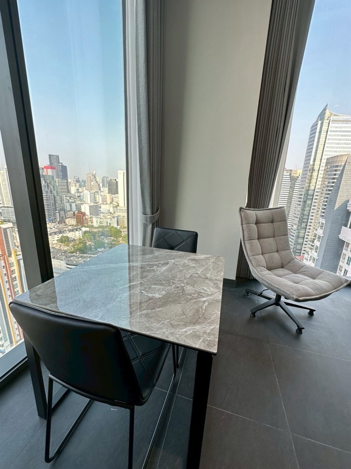 ðĒTait Sathorn 12For rent 1 bedroom  1 bathroomâïļ  Loading...