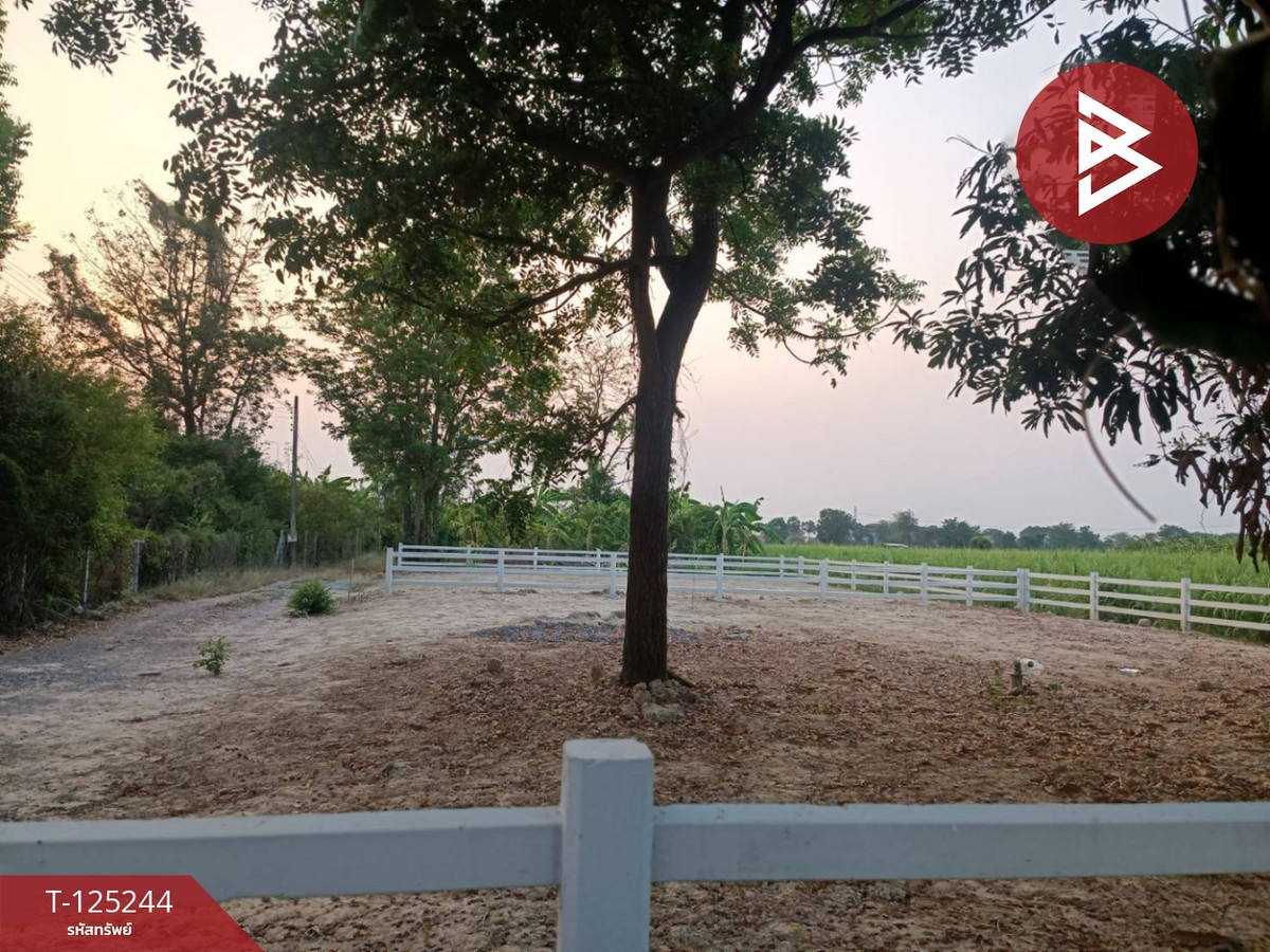 ขายที่ดิน เนื้อที่ 82 ตร.วา บ้านยาง นครปฐม Loading...