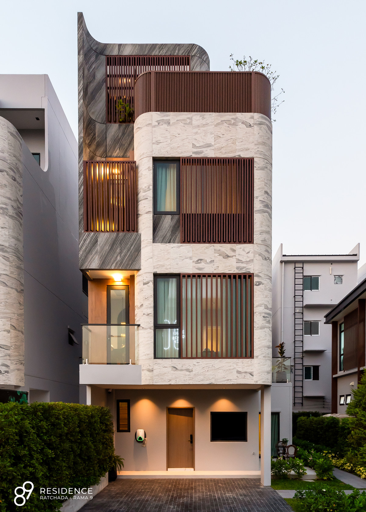ทาวน์โฮมรัชดา ห้วยขวาง : RH101425 ขาย/ให้เช่า ทาวน์โฮม 4ชั้น พร้อมลิฟต์  at 89 Residence Ratchada-Rama 9 ใกล้ MRT ศูนย์วัฒธรรม