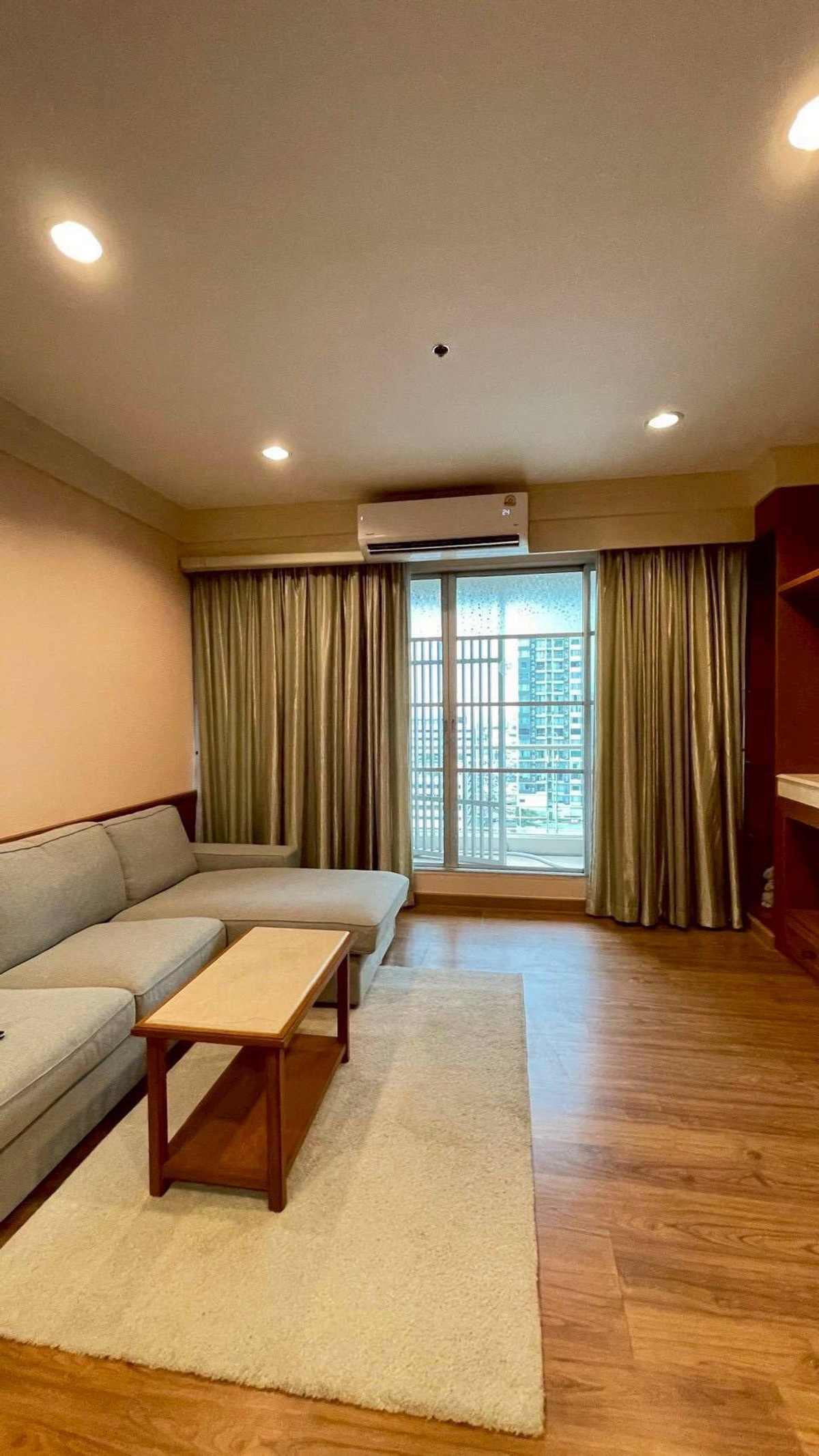 เช่า-คอนโด บ้านกลางกรุง สยาม–ปทุมวัน #2  ห้องนอน 2 ห้องน้ำ# Loading...