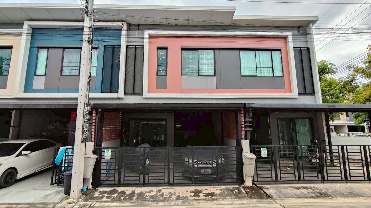 ขายทาวน์โฮมมหาชัย สมุทรสาคร : ขายด่วน !! ทาวน์โฮมโครงการ “สิริเพลส เพชรเกษม–สาย 4” ราคาสุดคุ้ม ราคาพิเศษเพียง 1,900,000 บาทเท่านั้น ราคาดีที่สุดในโครงการ 