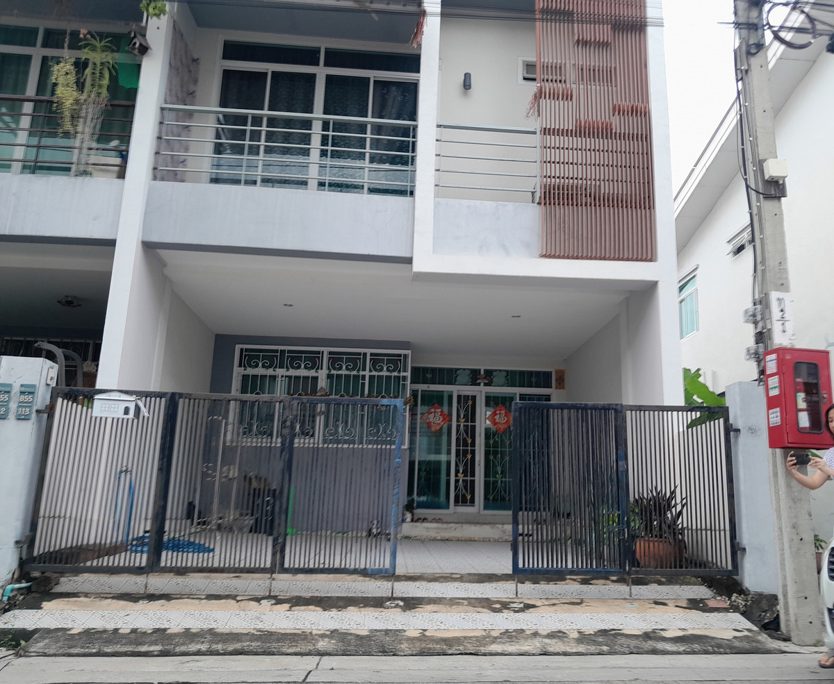 For SaleTownhomeThaphra, Talat Phlu, Wutthakat : Townhome The Miracle Sathorn - Kallapapruek / 3 Bedrooms (FOR SALE), The Miracle Sathorn - Kallapapruek / Townhome 3 Bedrooms (FOR SALE) BALL006