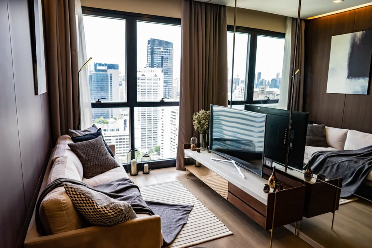 📍 For rent! Ashton Asoke | Beautifully decorated room, near MRT Sukhumvit & BTS Asoke (0 m.) Room already repaired from the earthquake. Loading...