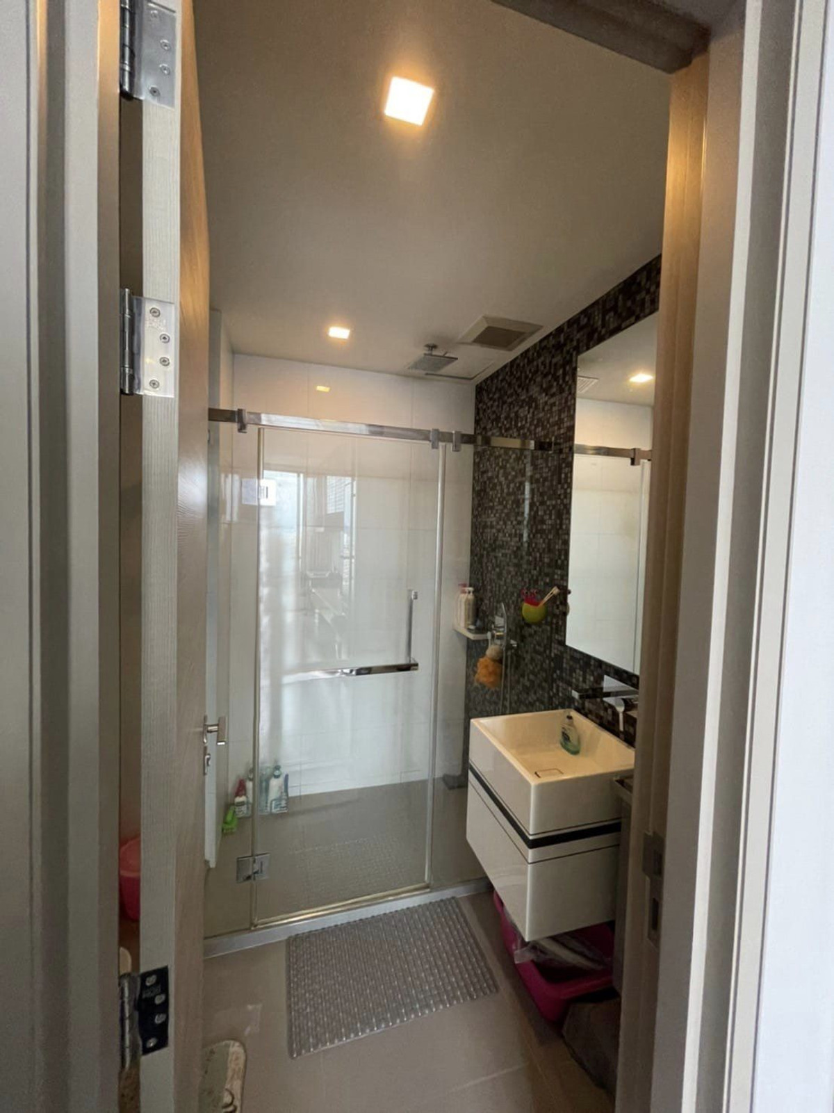 For SaleCondoSiam Paragon ,Chulalongkorn,Samyan : The Room Rama 4【𝐒𝐄𝐋𝐋 & 𝐑𝐄𝐍𝐓】🔥Simple yet elegant in every detail. Luxurious yet minimalist.🔥  Contact Line ID: @hacondo