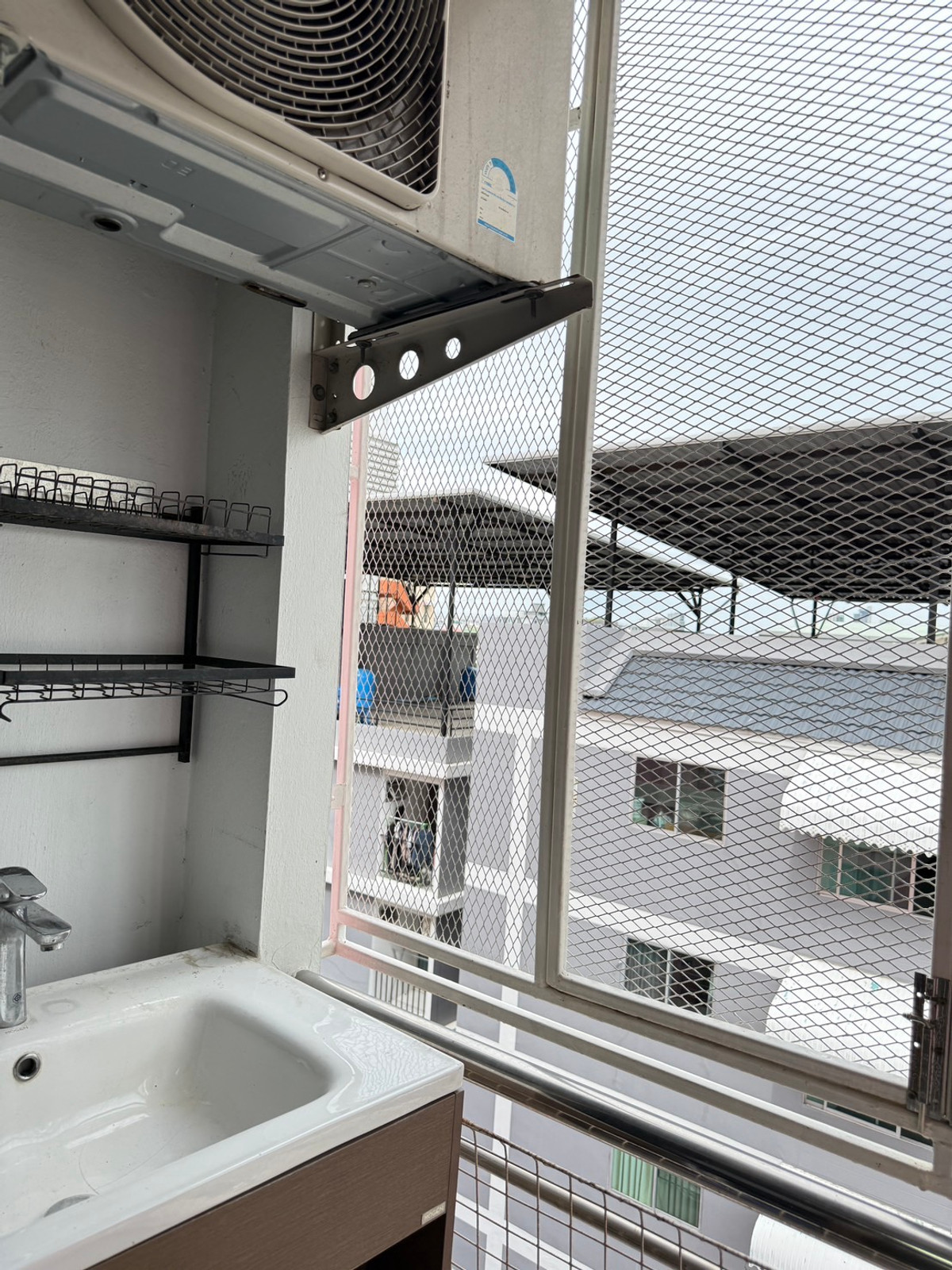 For SaleCondoSapankwai,Jatujak : For Sale: Ratchavipa Place Condominium | Prime Ratchayothin–Phaholyothin Location | Pet-Friendly | Near BTS Ratchayothin  Great value for a city condo in one of Bangkok’s highly sought-after rental areas.
