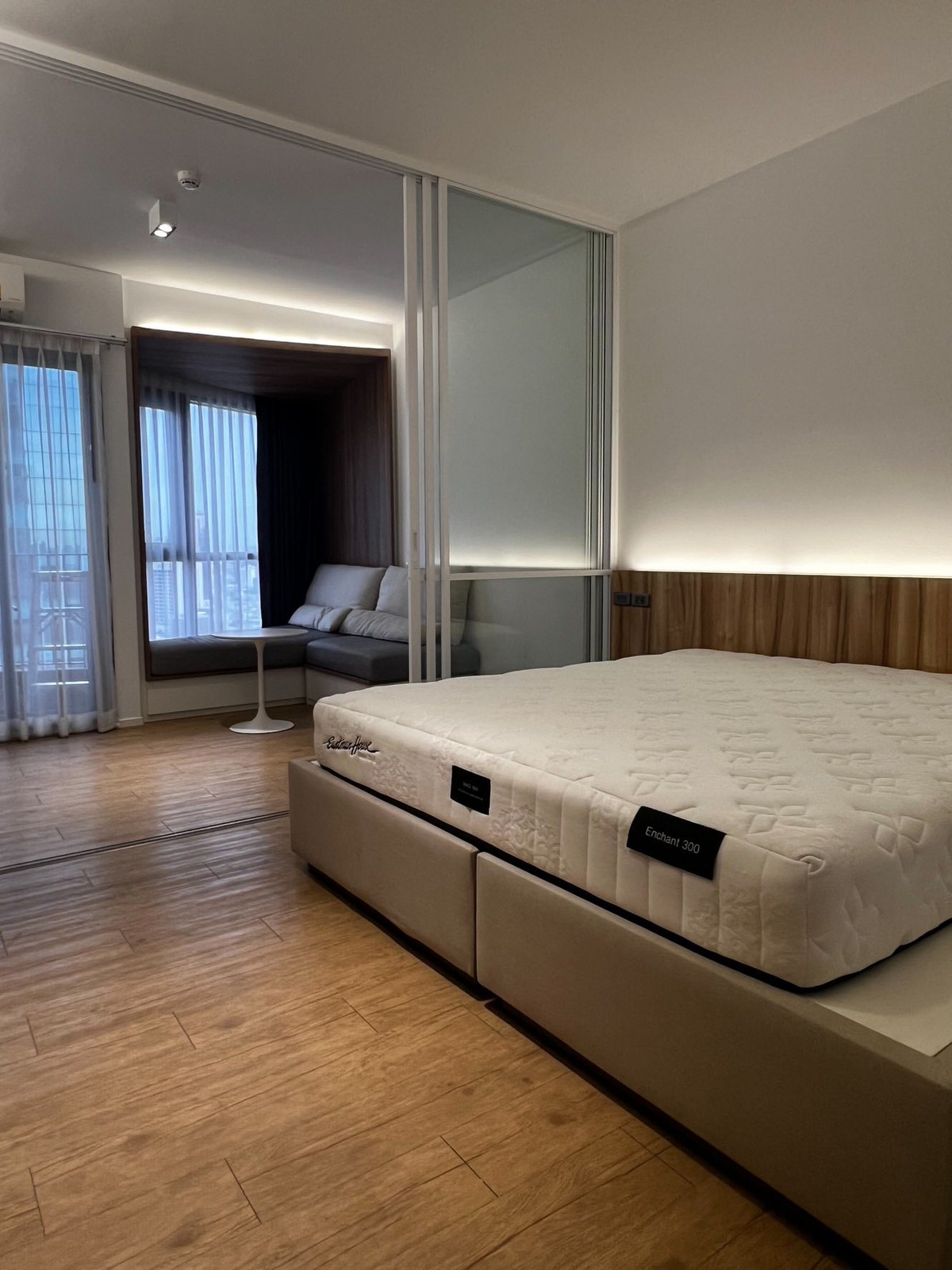 ขายคอนโดสยาม จุฬา สามย่าน : Triple Y Residence【𝐒𝐄𝐋𝐋 & 𝐑𝐄𝐍𝐓】🔥มินิมอลคอนเซปต์กับพื้นที่ฟังก์ชันครบ ครบทั้งความเท่และความเรียบ🔥  ติดต่อไลน์ไอดี: @hacondo