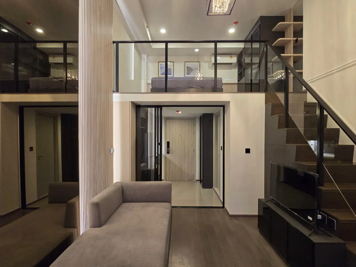 For RentCondoSiam Paragon ,Chulalongkorn,Samyan : Park Origin Chula Samyan【𝐑𝐄𝐍𝐓】🔥Warm and sophisticated… A room in soothing earth tones, adding a touch of luxury to every corner.🔥  Contact Line ID: @hacondo