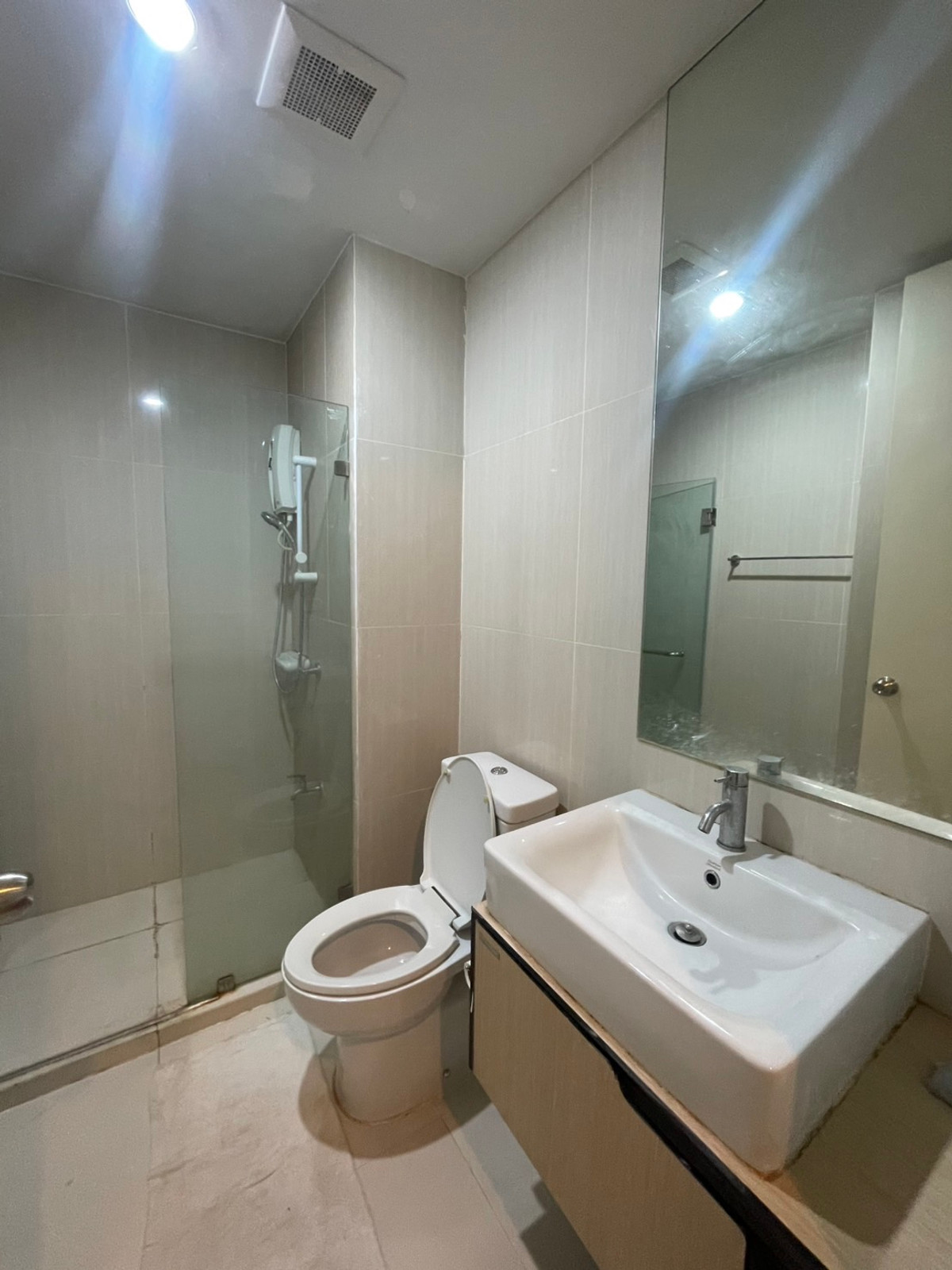 For RentCondoBang kae, Phetkasem : For rent, beautiful room with washing machine, Condo The Parkland Phetkasem | next to Lak Song MRT.