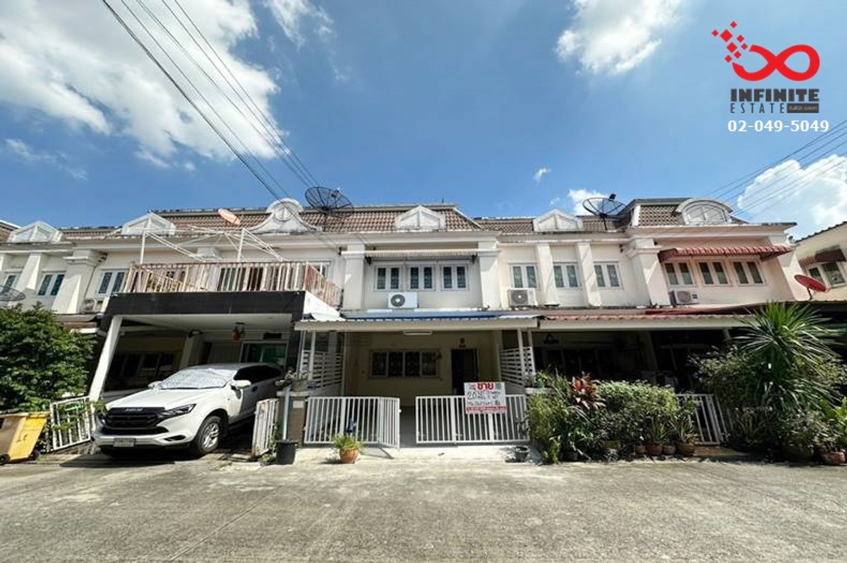 ขายทาวน์โฮม 2ชั้น ดิเอ็กซ์คลูซีฟ สวนหลวง ร.9 เฉลิมพระเกียรติ 72 Loading...