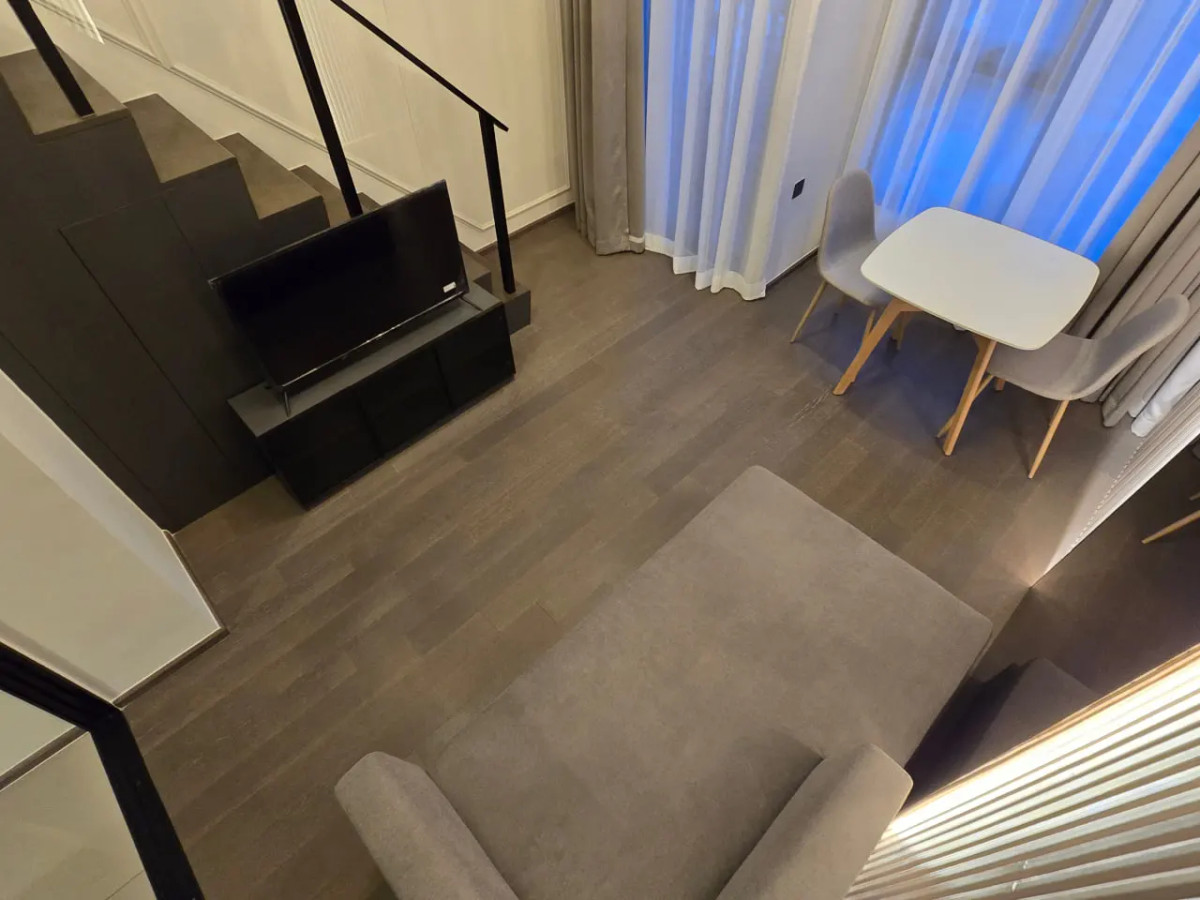 For RentCondoSiam Paragon ,Chulalongkorn,Samyan : Park Origin Chula Samyan【𝐑𝐄𝐍𝐓】🔥Warm and sophisticated… A room in soothing earth tones, adding a touch of luxury to every corner.🔥  Contact Line ID: @hacondo