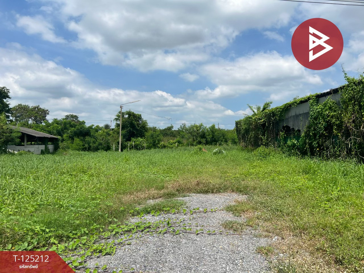 ขายที่ดินนครปฐม : ขายที่ดินพร้อมสิ่งปลูกสร้าง เนื้อที่ 3 ไร่ 1 งาน 18.1 ตร.วา สวนป่าน นครปฐม