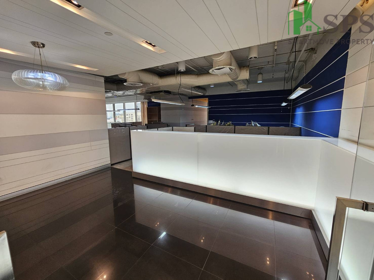 ให้เช่าสำนักงานสุขุมวิท อโศก ทองหล่อ : Office space for rent on Sukhumvit 26 ให้เช่าพื้นที่สำนักงานบนถนนสุขุมวิท 26  (SPSAD3373)
