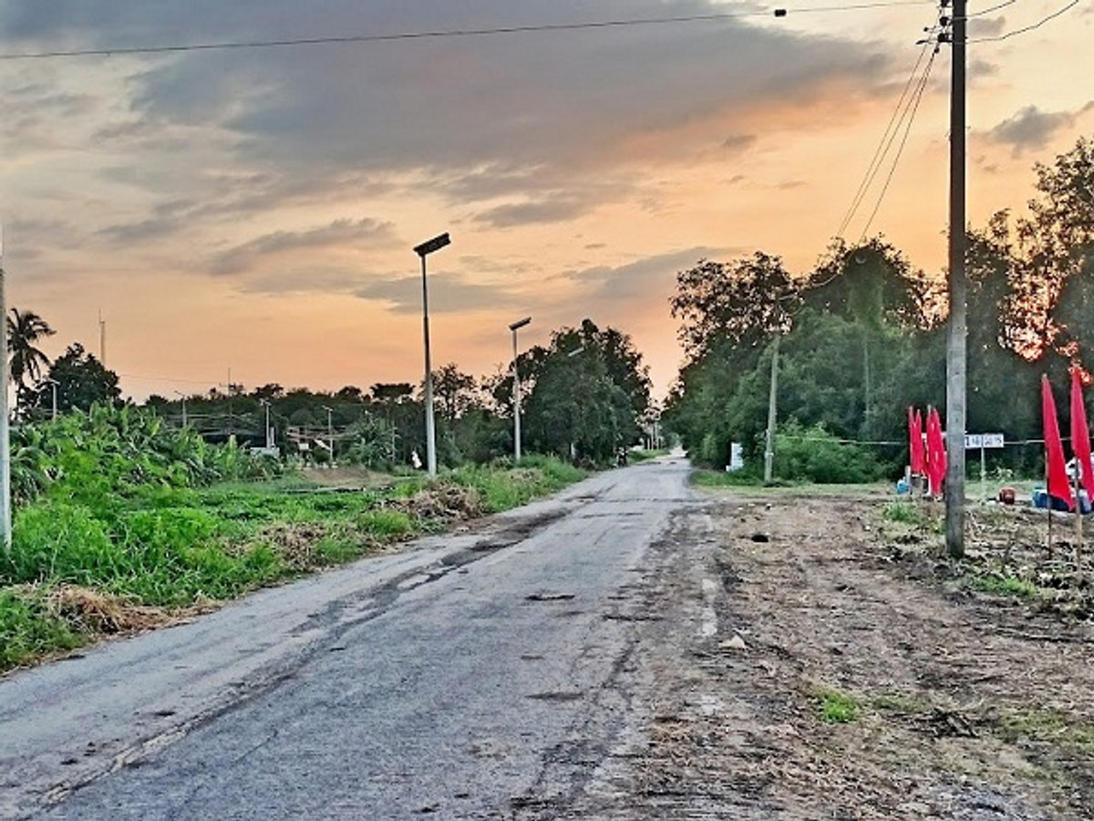 Vายถูกมากเจ้าของรีบขาย-รีบจ่ายหนี้แบงค์ที่หนองแคสระบุรี ที่ดินถูกสุดในโซนนี้ ที่หนองแค -T.062-1574449 Loading...