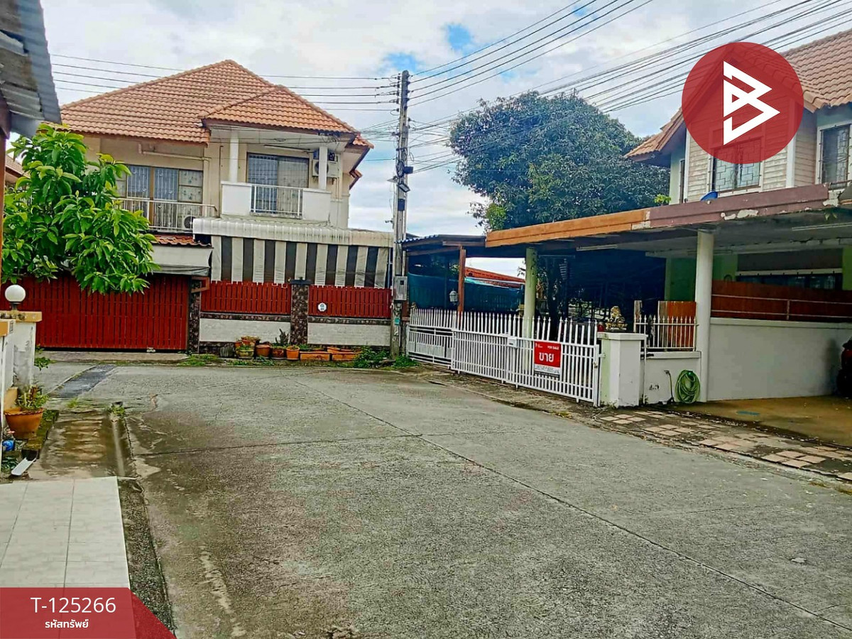 Semi-detached house for sale, Country Park Village 2, Huai Kapi, Chonburi. Loading...