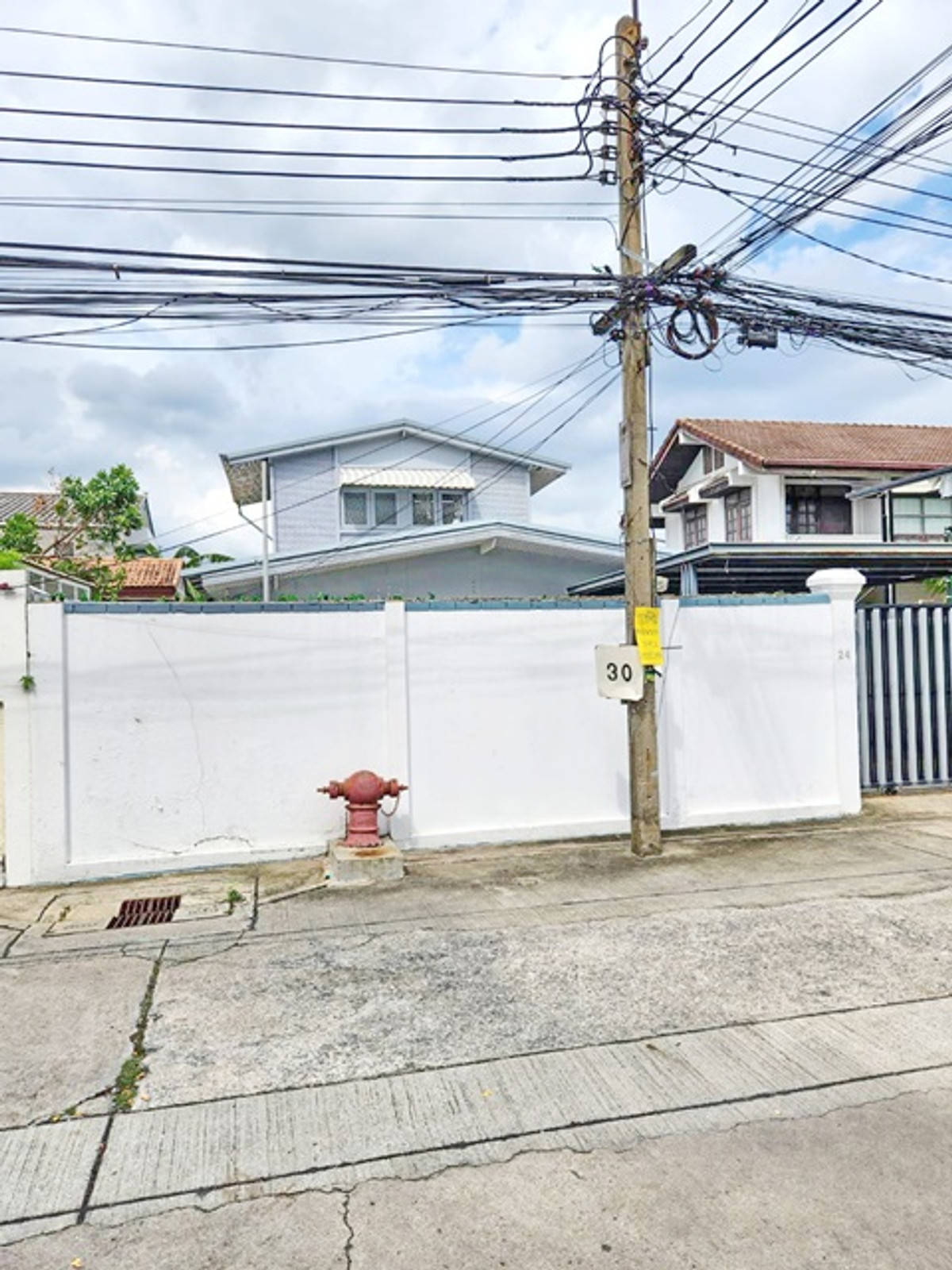 ให้เช่าบ้านบางซื่อ วงศ์สว่าง เตาปูน : สะพาน99 450ม. บ้านเดี่ยว 2ชั้น 3-4นอน 60ตรว. 200ตรม. ซ.ประชาชื่น 2-8 มจพ. 4.5 กม. MRTบางซ่อน 1.5 กม. บางซื่อ 2น้ำ เกทเวย์ แอท บางซื่อ